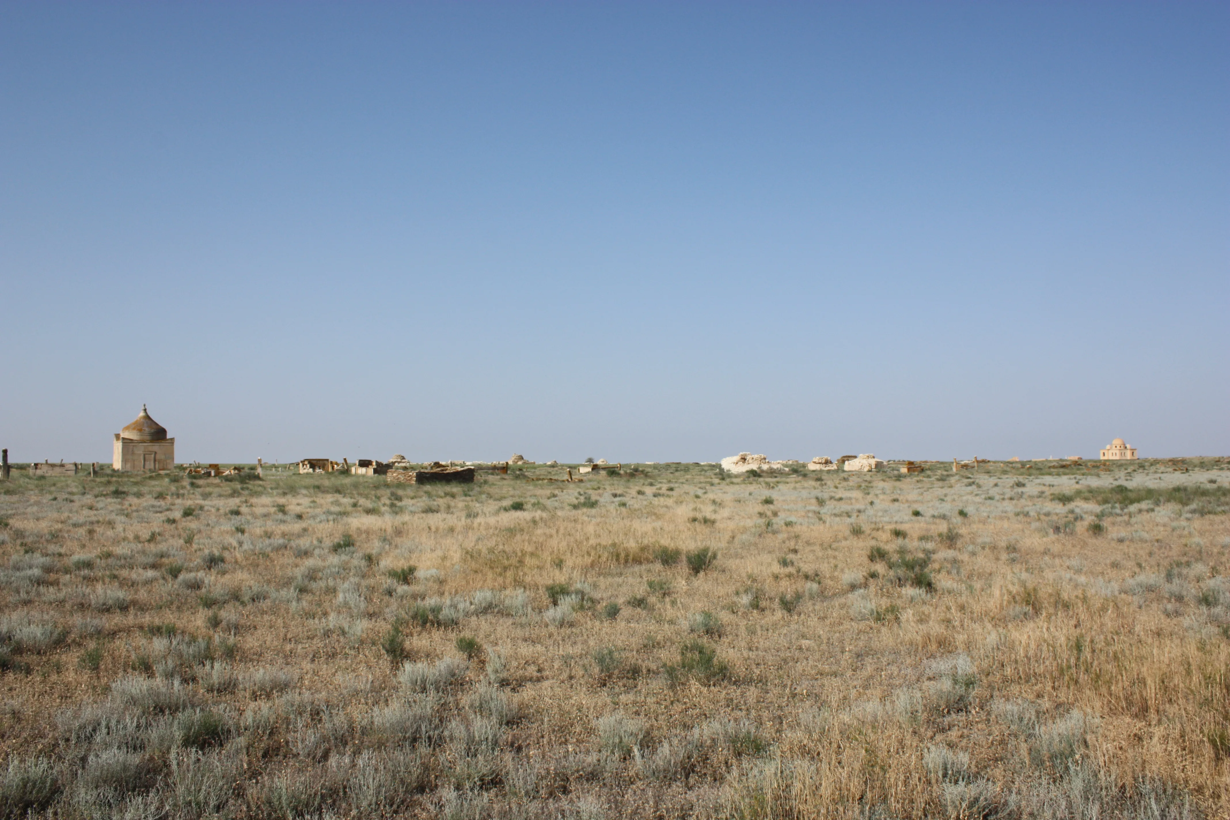 Karasakal Necropolis: Mausoleum, Saganatam, Qulpytas, and Small Architectural Forms