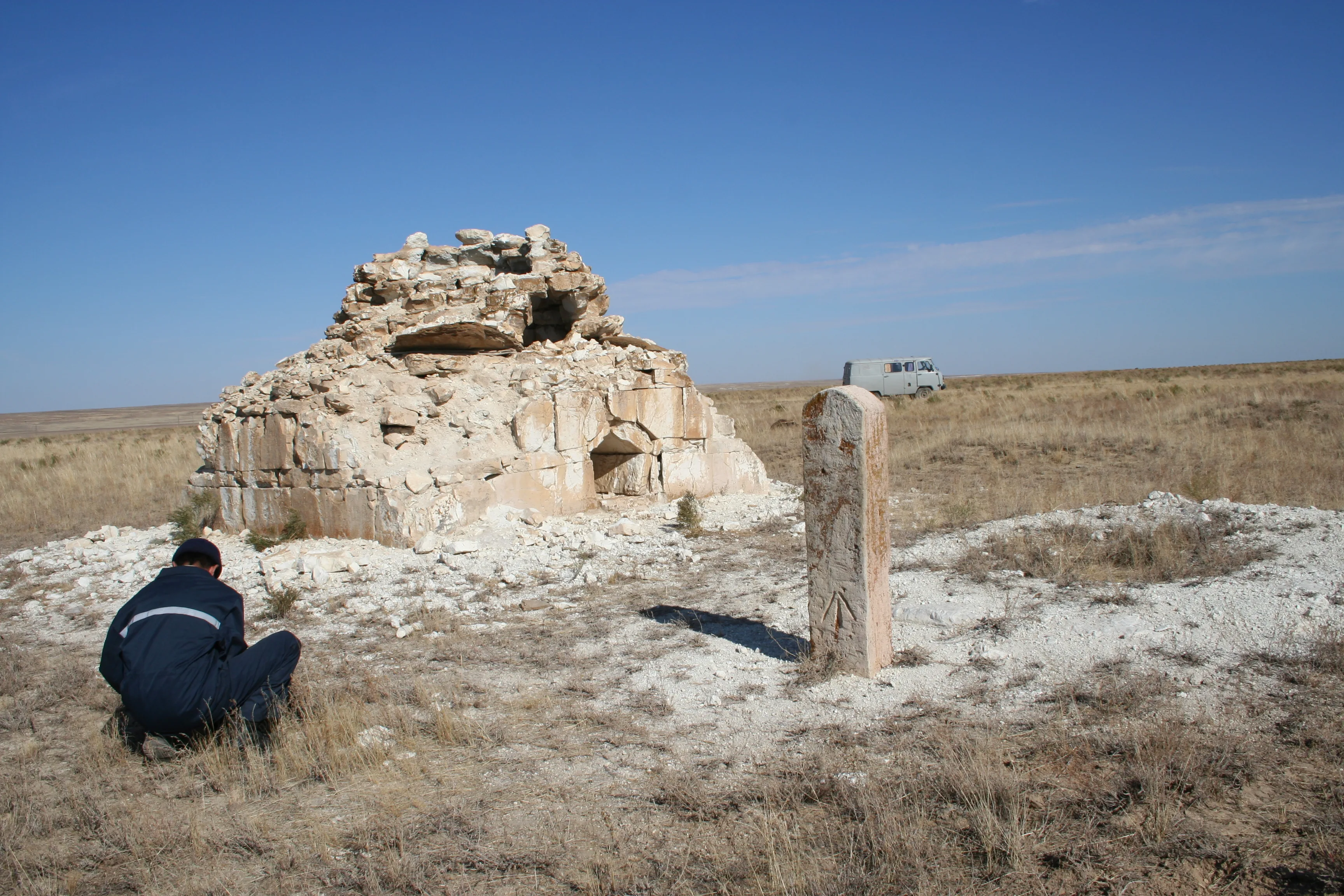 Asan Kozha Necropolis: Mausoleums, Saganatams, Qulpytases, and Small Architectural Forms