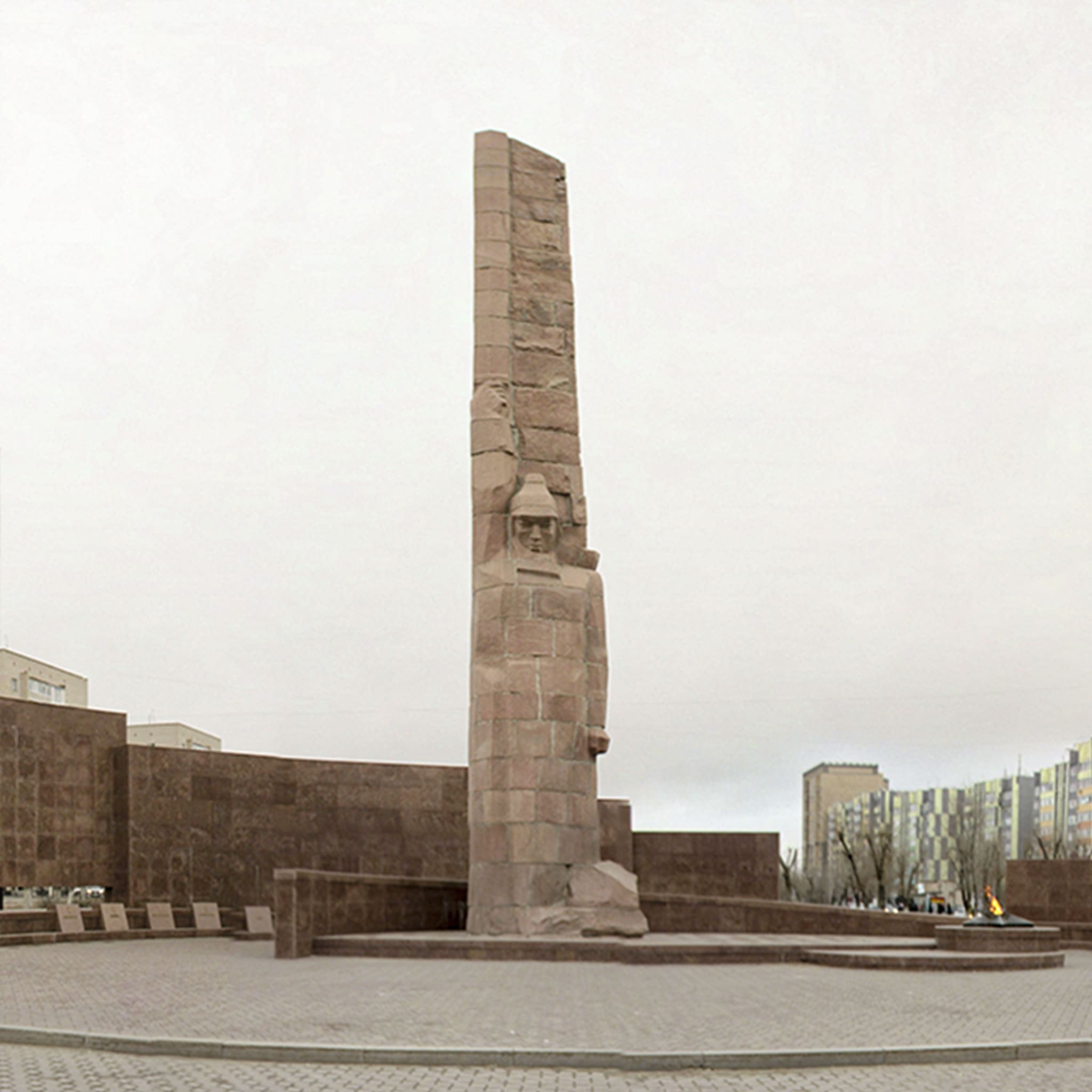 Обелиск Славы павшим актюбинцам за Родину на войне в годы Великой Отечественной Войны