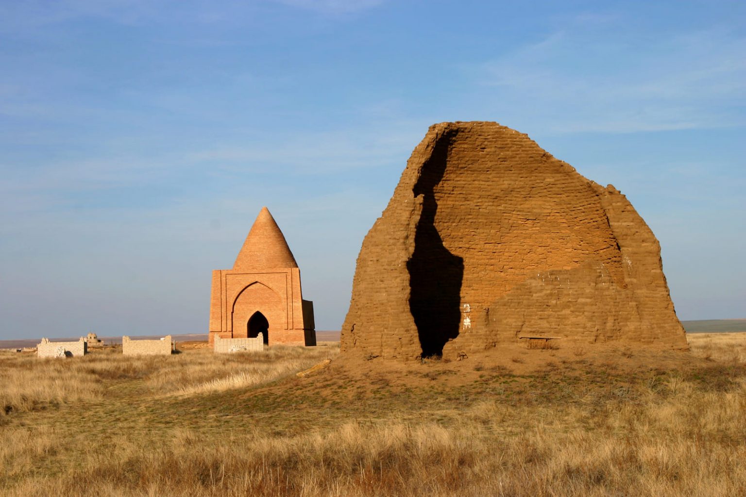 Тарихи ескерткіштер презентация